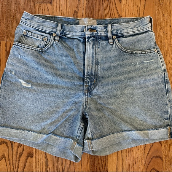 Everlane - The Cheeky Jean Short - Picture 1 of 5
